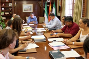 22e0b48b3d9397aa14ca58805639259c_L