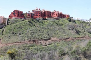 39a2b5071044c31b55f0ca6447e5002e_L